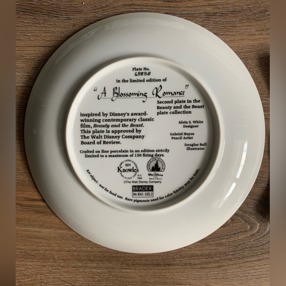 Beauty and the Beast collector plate - Picture 2 of 5